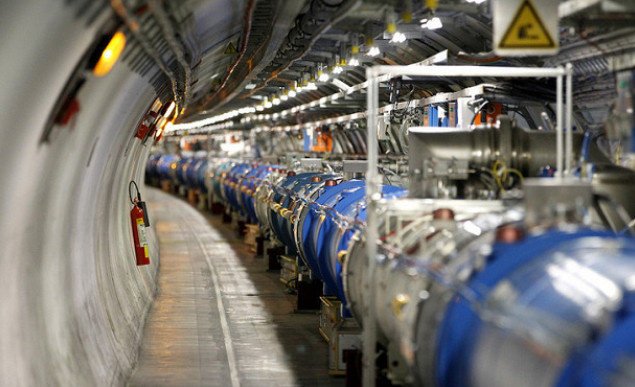 Ученые измерили массу самой тяжелой из известных частиц во Вселенной