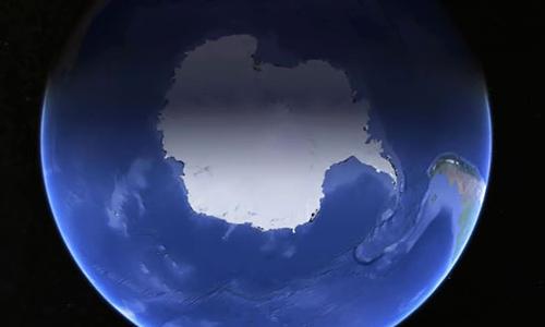 Загадочный крест над Антарктидой: в Сети заметили попытку Google «раскрыть тайну континента»