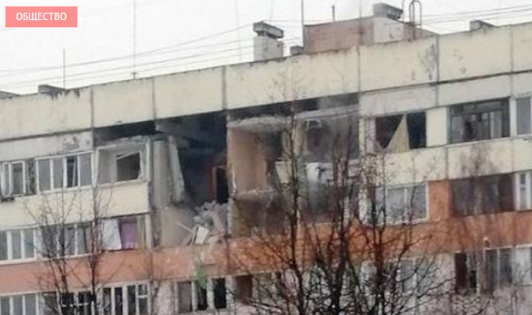 Первое видео с места взрыва в жилом доме в Петербурге