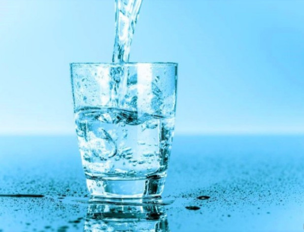 Вода без газа: польза или вред